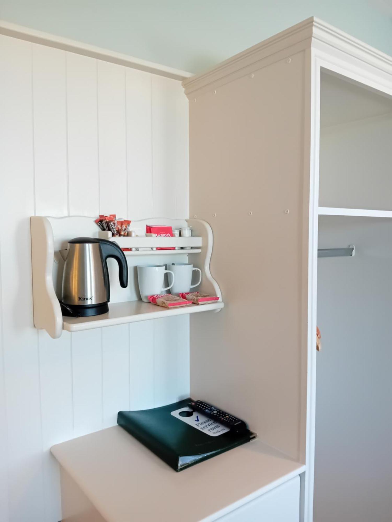 Fairwinds Guest Accommodation Doolin Extérieur photo